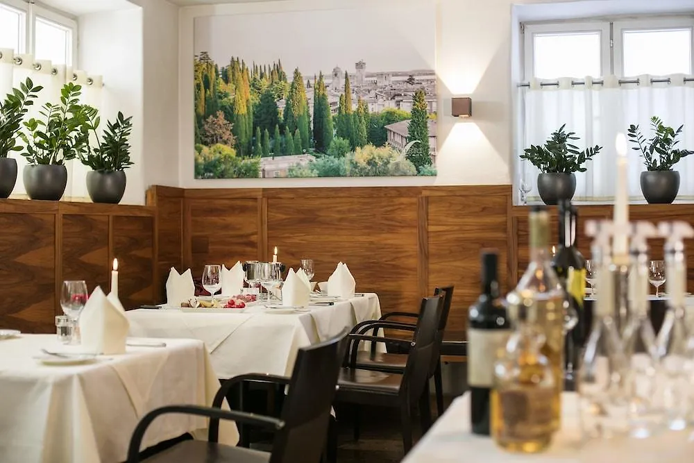 Arcotel Castellani Salzburg 4*,